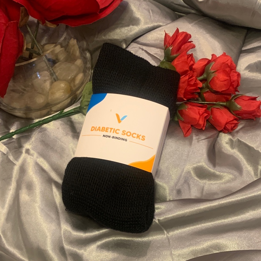 🌹VIASOX NWT Diabetic Non-Binding Unisex Socks Black • Compression •